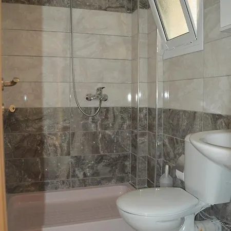Mihalis Apartman