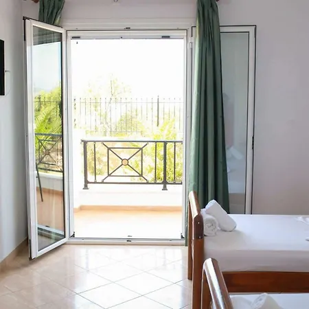 Mihalis Apartman