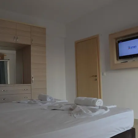 Mihalis Appartamento Himare